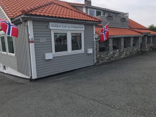 Halhjem Kafe'