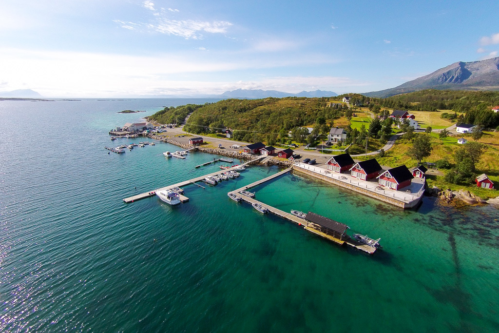 Senja Fjordhotell - Overnatting på Senja - Hotell og rorbuer - Båtutleie