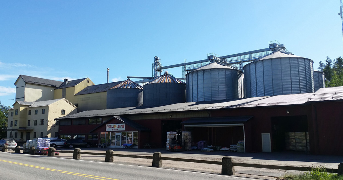 Østmøllene | Kraftfôrproduksjon og salg av driftsmidler til landbruket