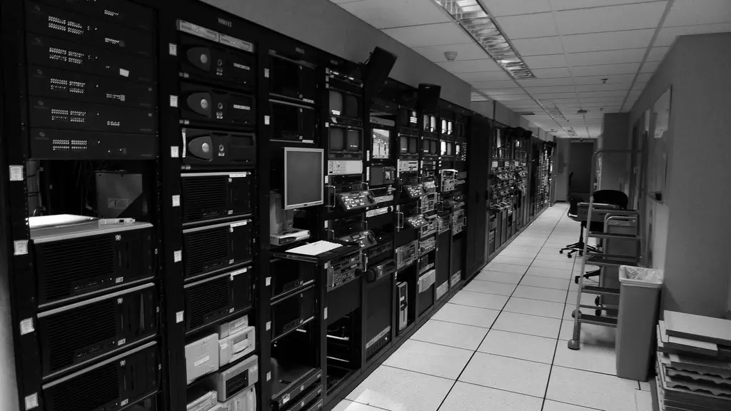 IMC AS Din datapartner. Imc as Vi tar din serverløsning og flytter den til skyen