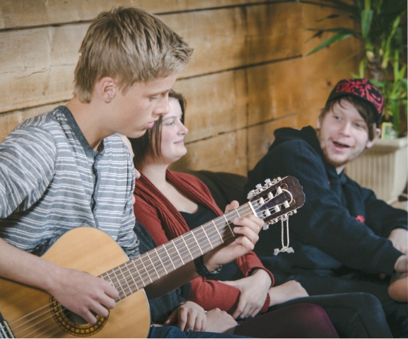 Startsida - Møre folkehøgskule