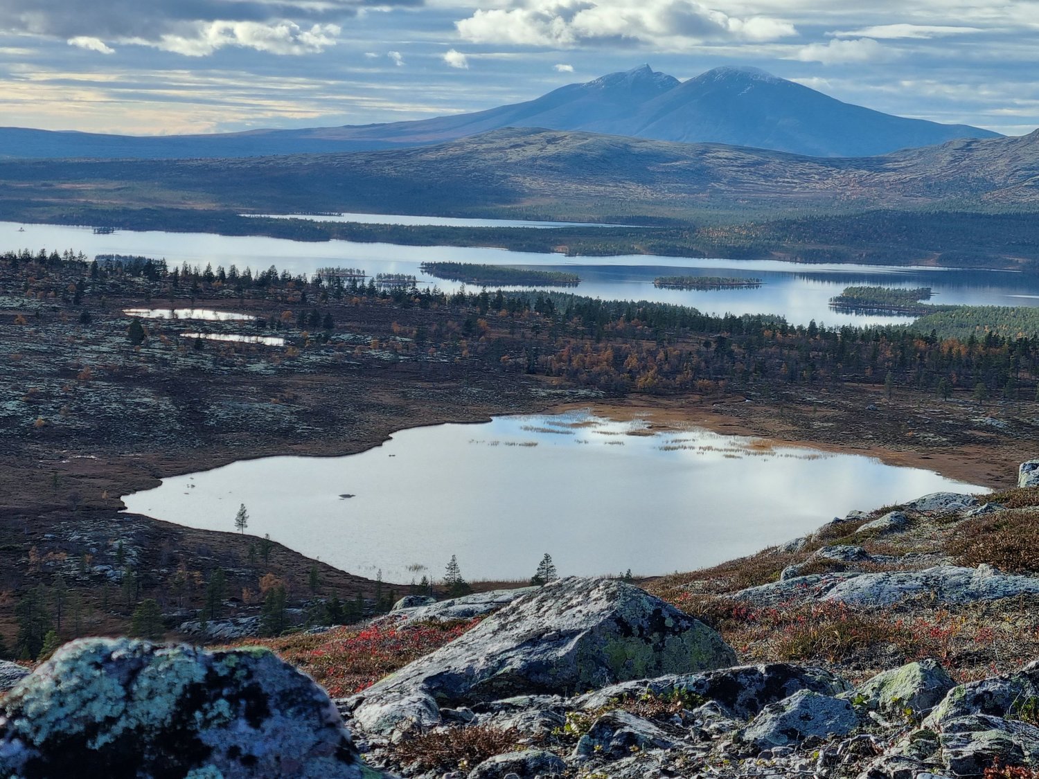 Padle. Hike. Unplug. Femund Canoe Camp