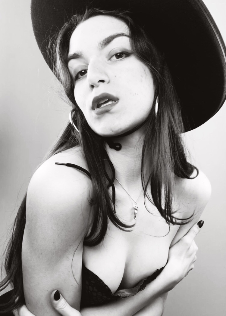Nadia Boyko - Dancer,  Actress, Fashion Model, Storyteller