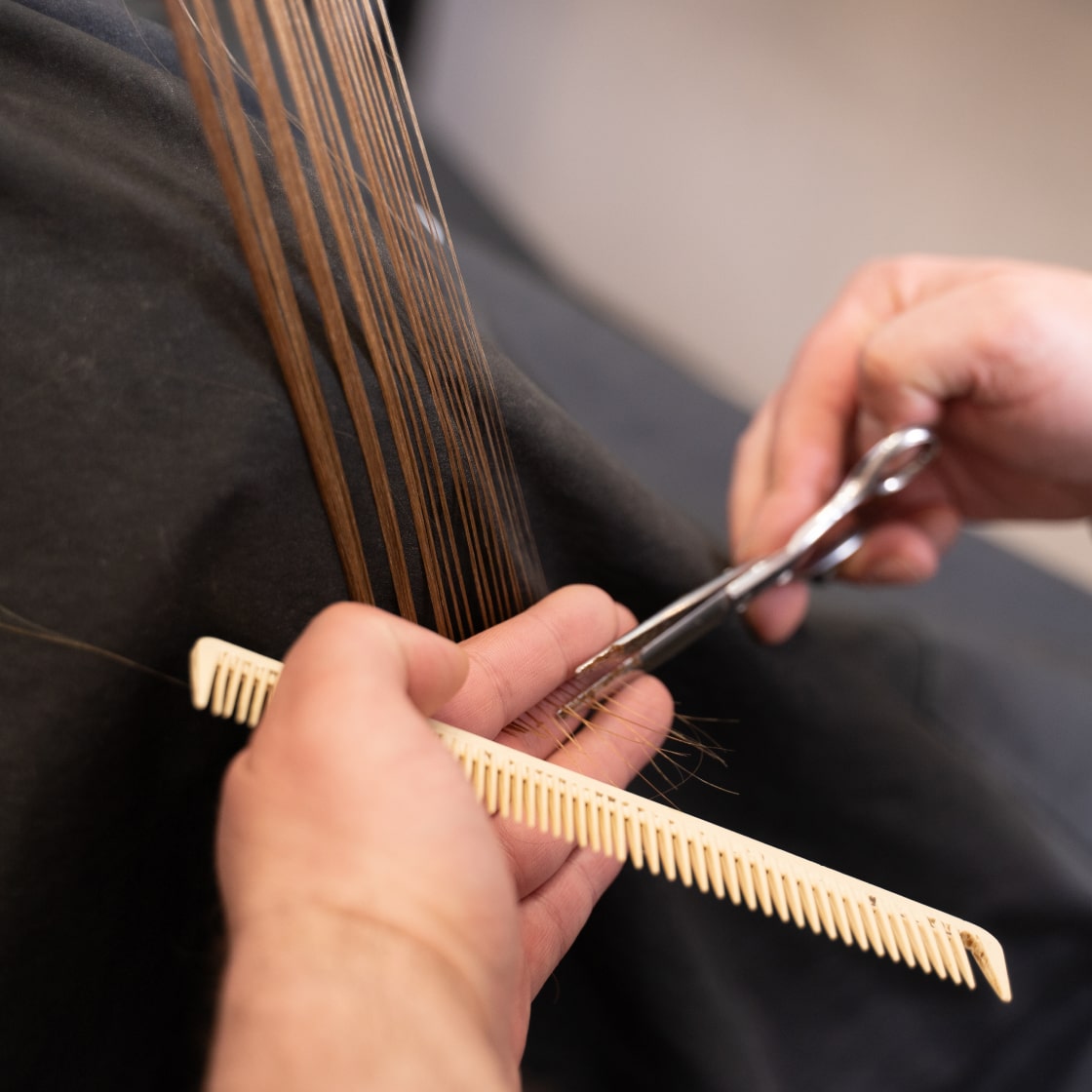 Frisør - velg salong og bestill frisørtime | PÅHÅRET Studio