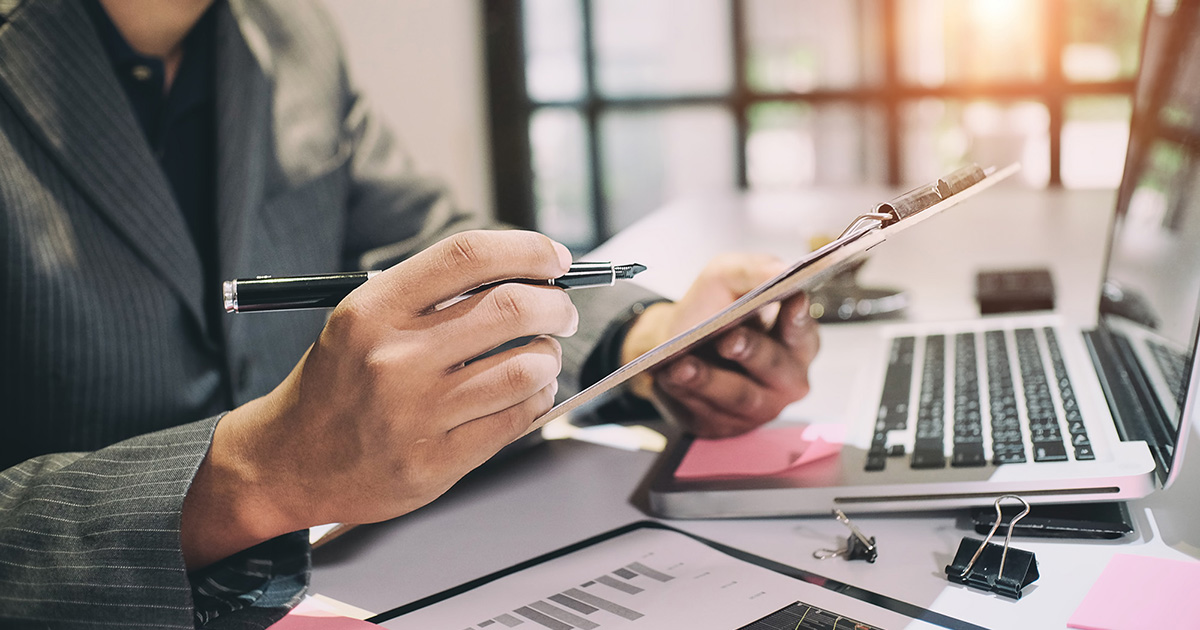 Smaalenene revisjon AS - Lang erfaring med revisjon