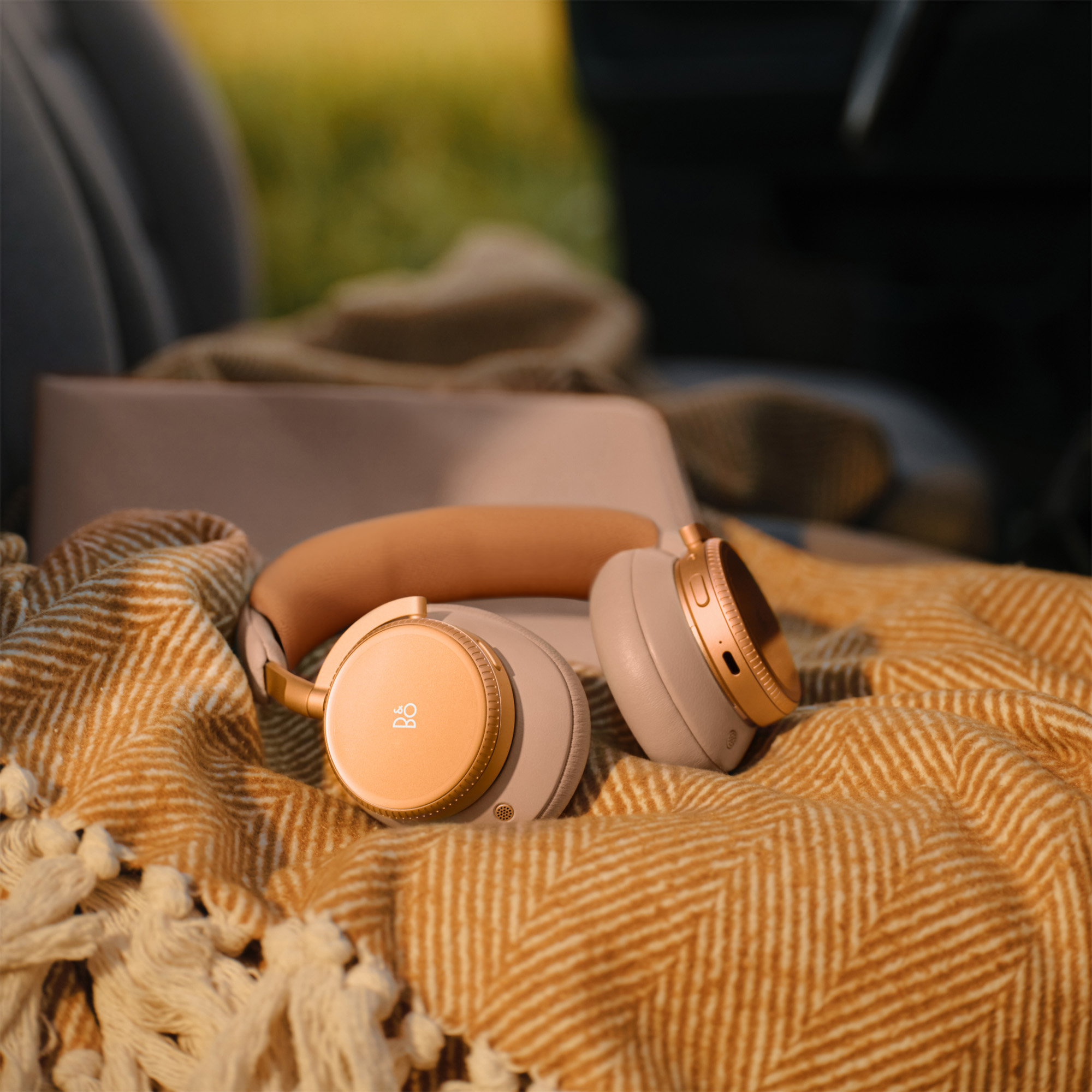 Bang & Olufsen - High-end Headphones, Speakers, and Televisions