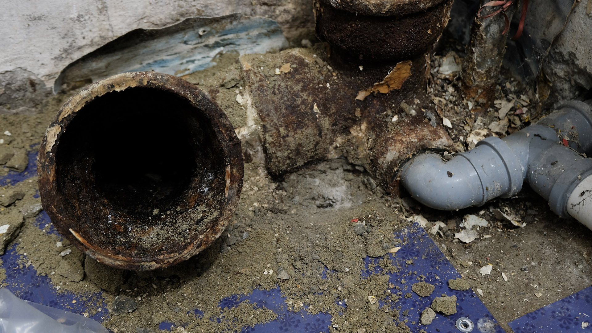 BTS Rørfornying, vi rehabiliterer slitte og ødelagte rør!