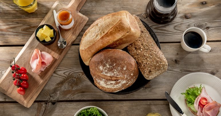 Naustdal dampbakeri - Kvalitetsbakst gjennom generasjonar