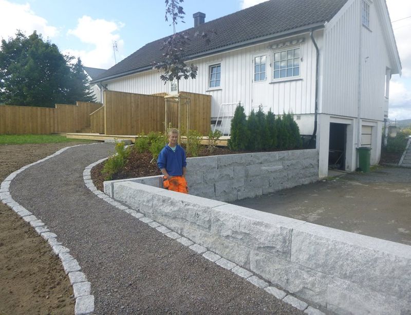 Anleggsgartner Romerike | Embre Park & Anlegg AS | Graving