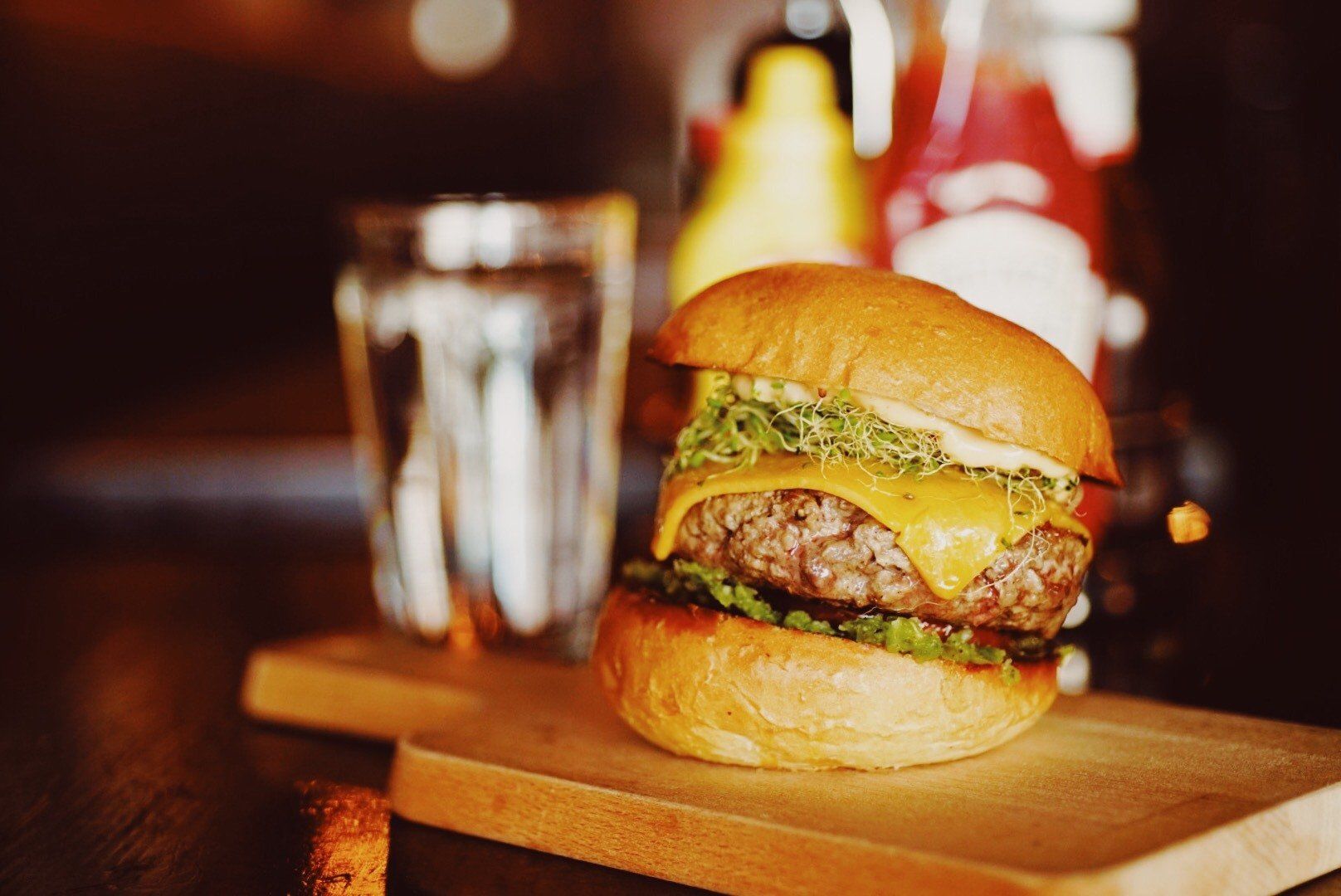 Fiasco | Saftige burgere og god drikke i hjertet av Oslo