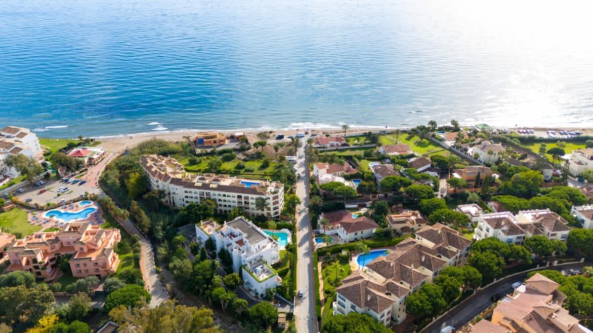 Club del Mar, Seaside elegance in Elviria with sea view | Marbella | GVRP INTERNATIONAL SL