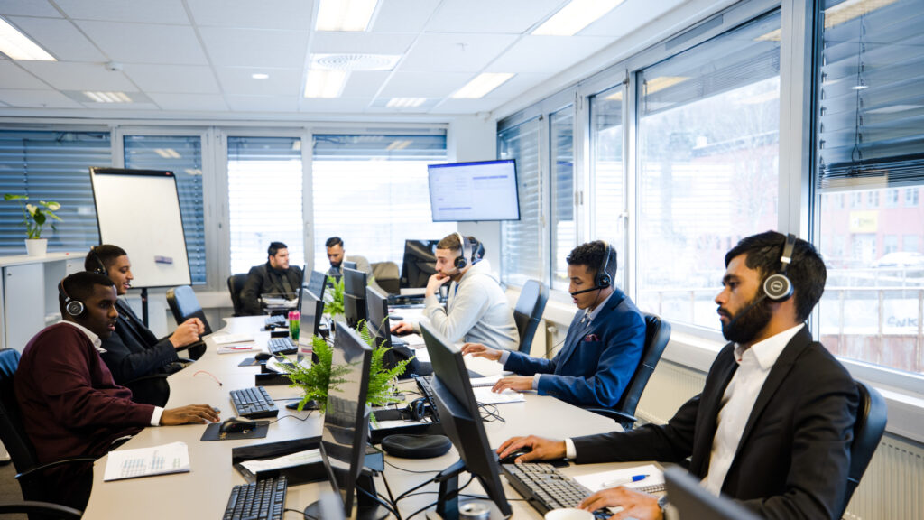 Hjem - Always Connecting