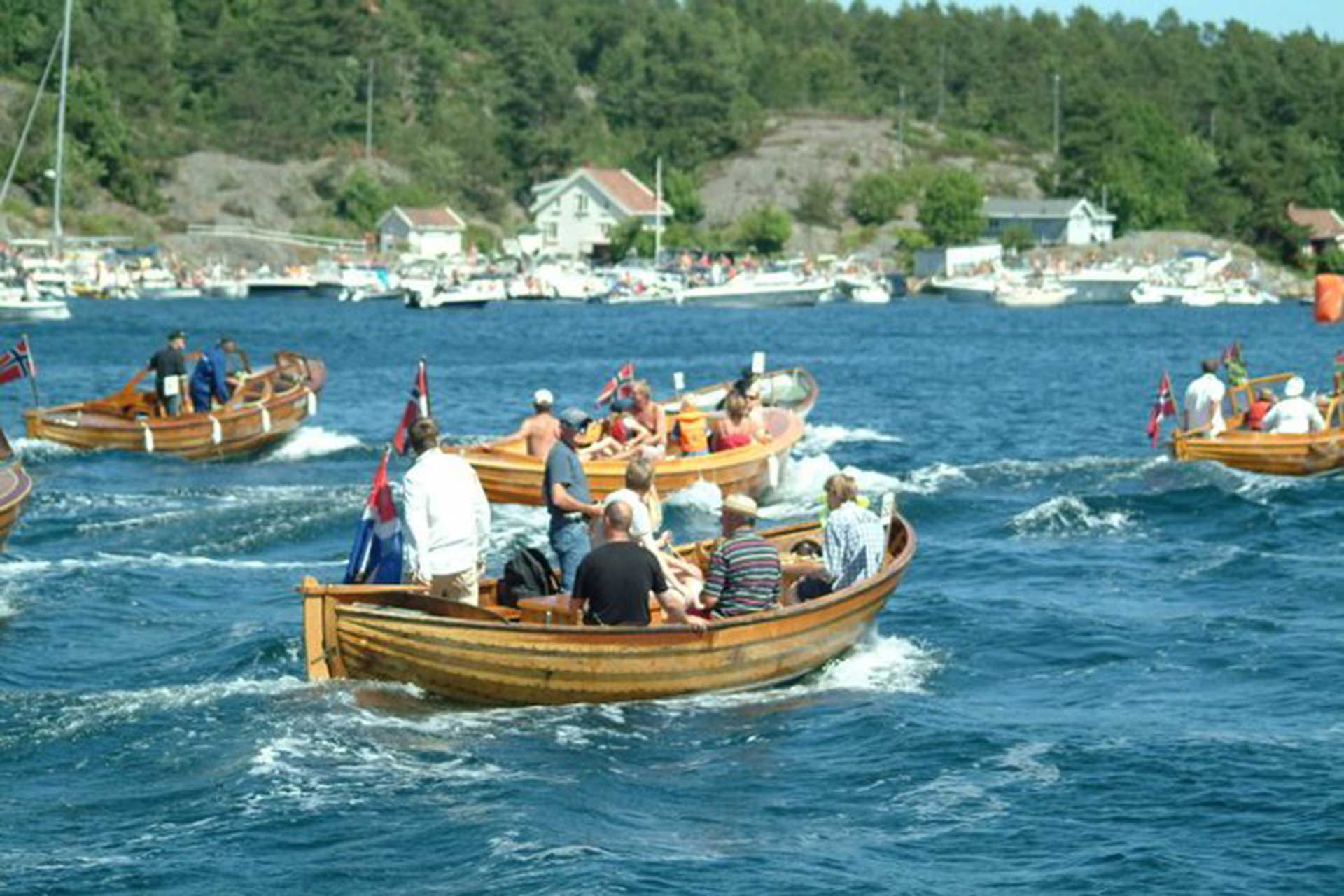 Velkommen til Flosta motorbåtforening