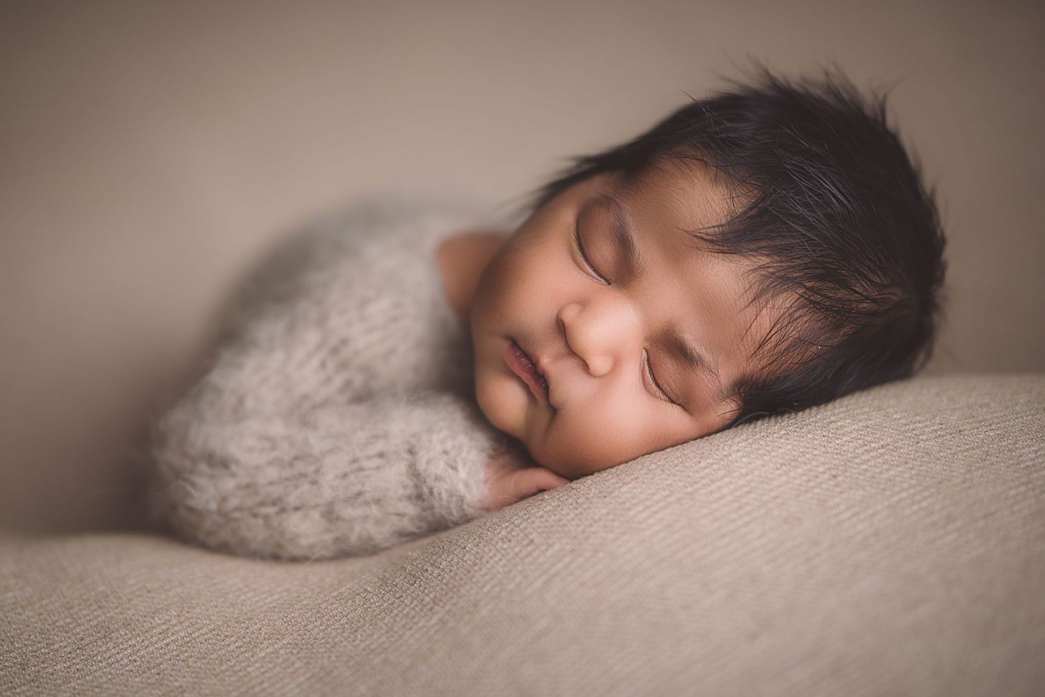 Gullungene fotograf | Nyfødtfotografering | Fotograf Drammen | Babyfotografering | Barnefotograf | Familiefotografering | Gravid