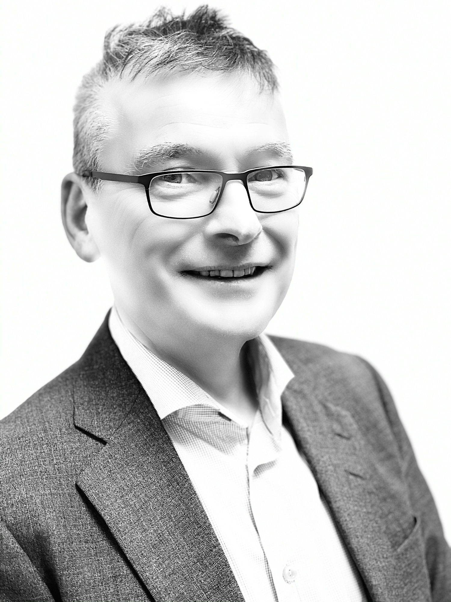 Ausland & Bratlid AS - Statsautorisert revisor