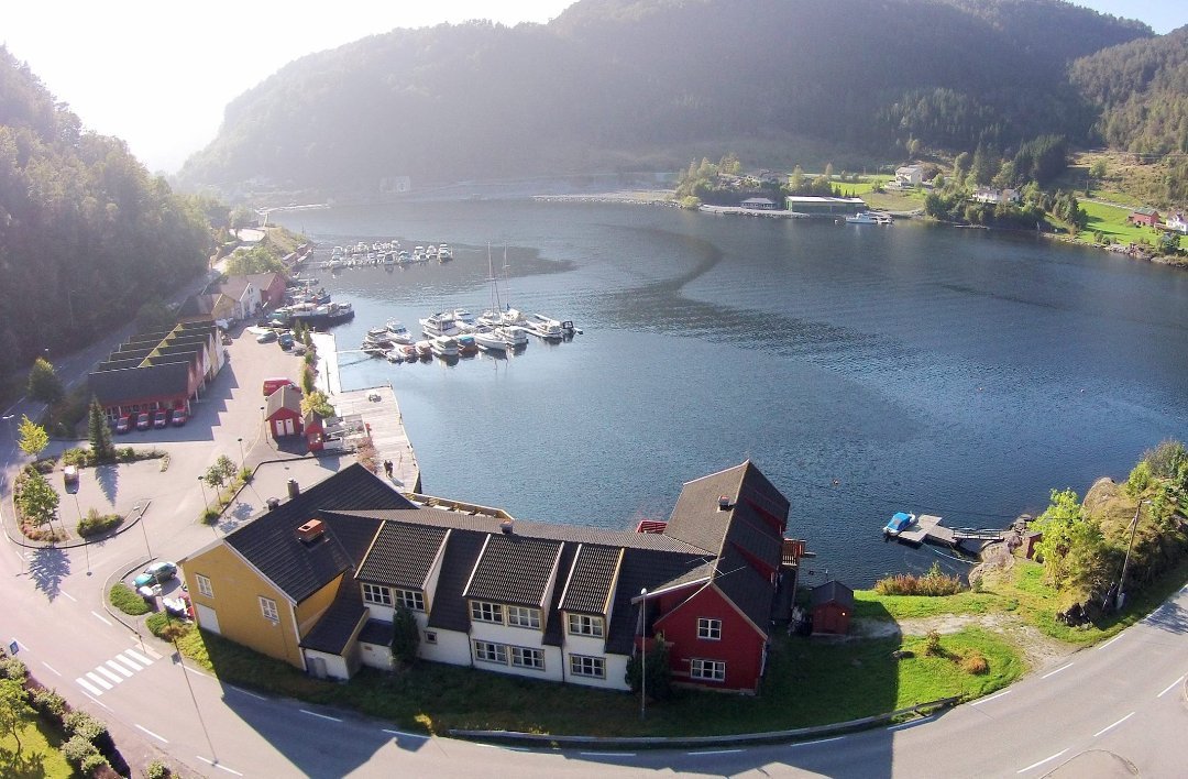 Bøfjord båtlag, Leirvik i Hyllestad