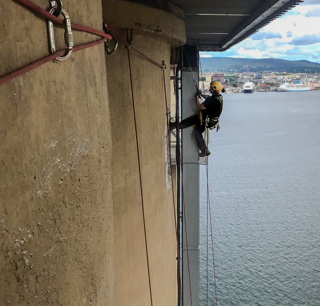 Vi gjør det trygt å jobbe i høyden | High Access Solutions