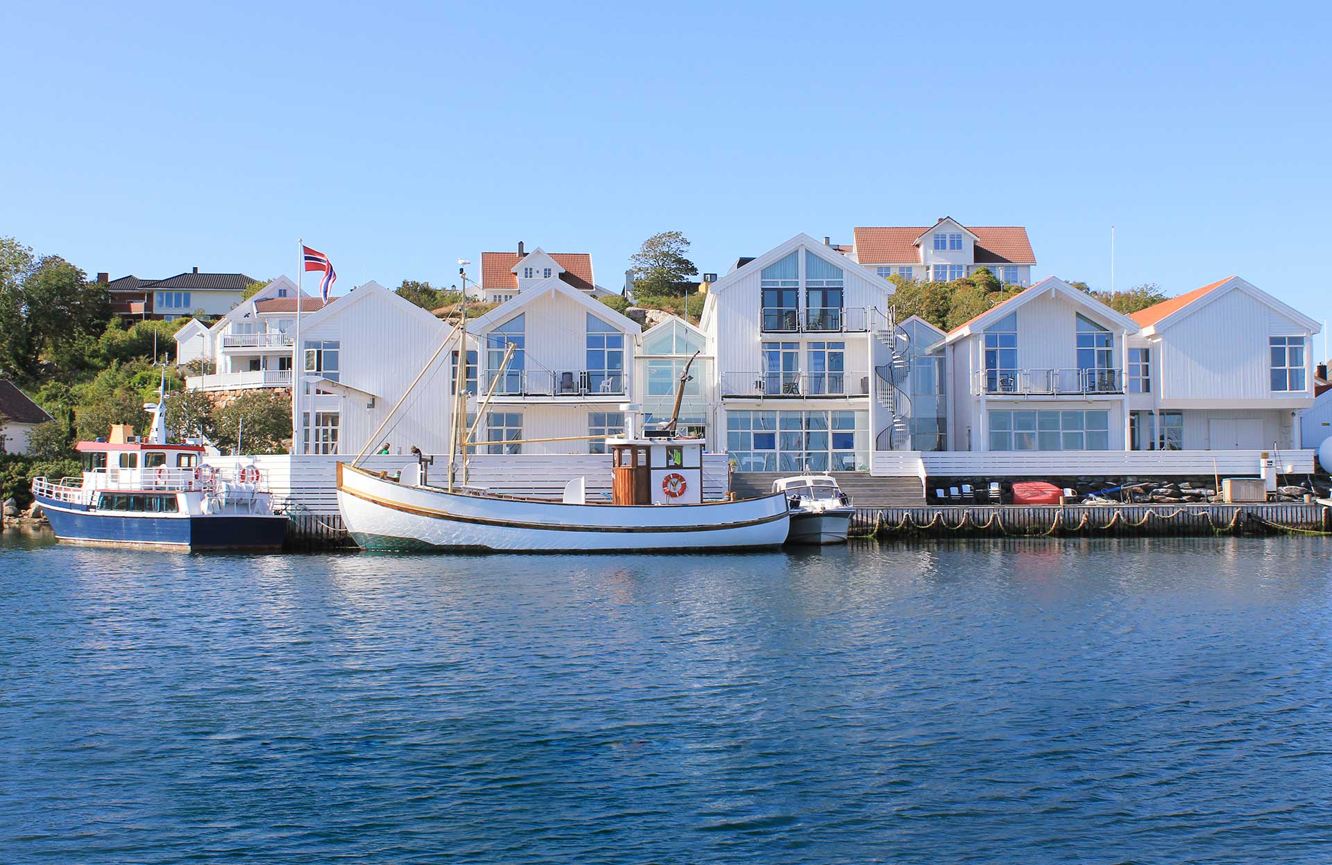 Sjø, sjarm og smakfull nytelse ved havet! - Hummeren Hotell