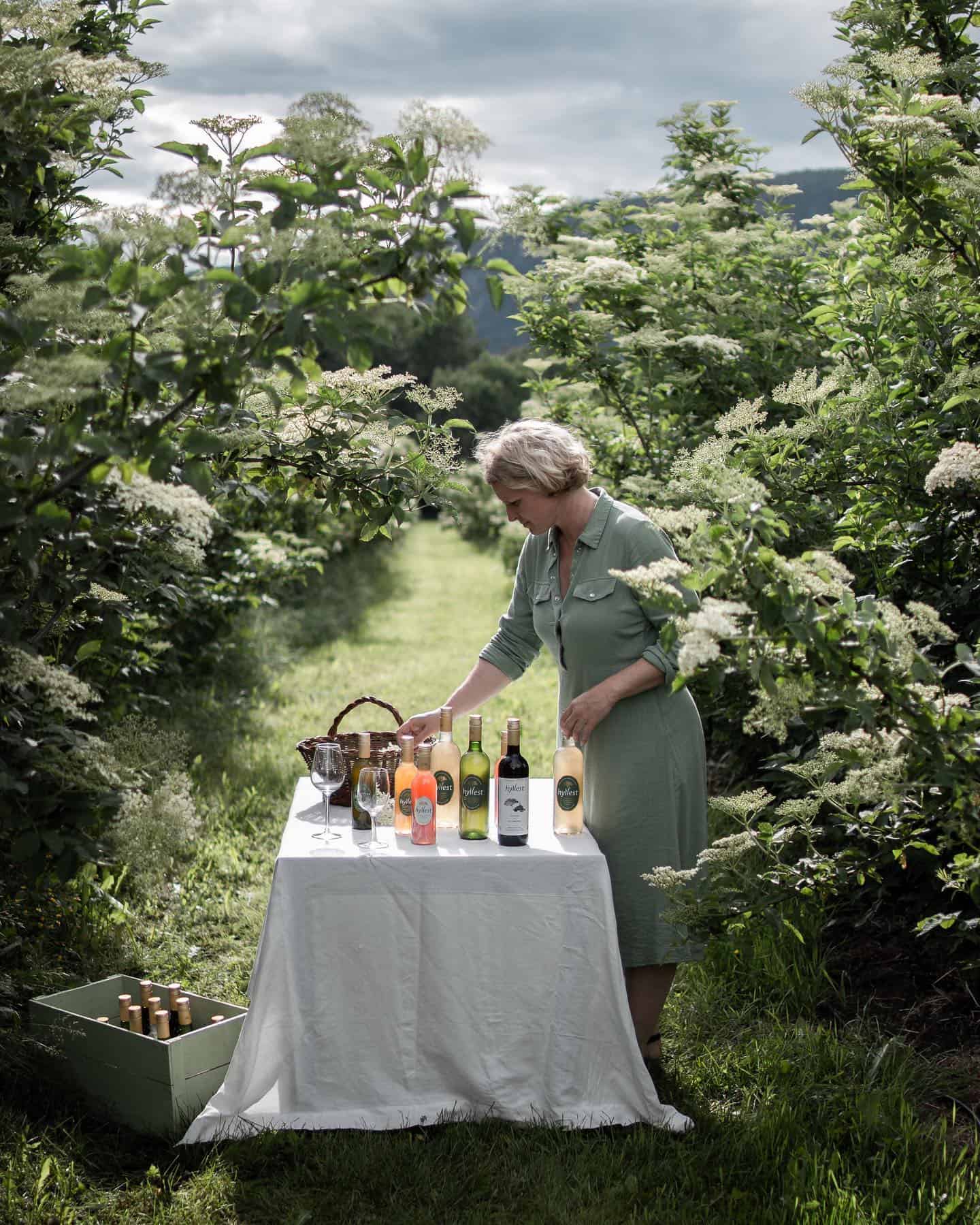 Hylleblomstsaft og sirup fra Telemark | Hyllest AS