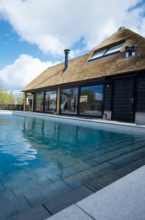 Inducon - Beweegbare zwembadvloeren, afdekkingen, keerwanden