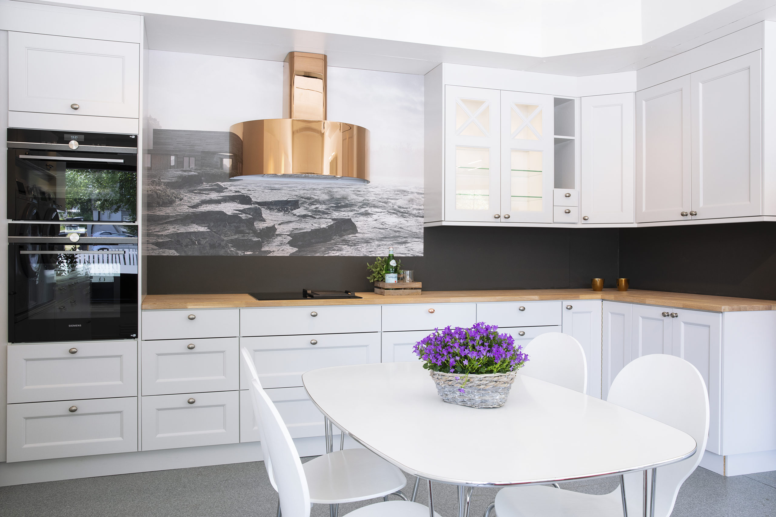 Interiørsenteret | Kjøkken, ildsted, bad og garderobe av topp kvalitet!