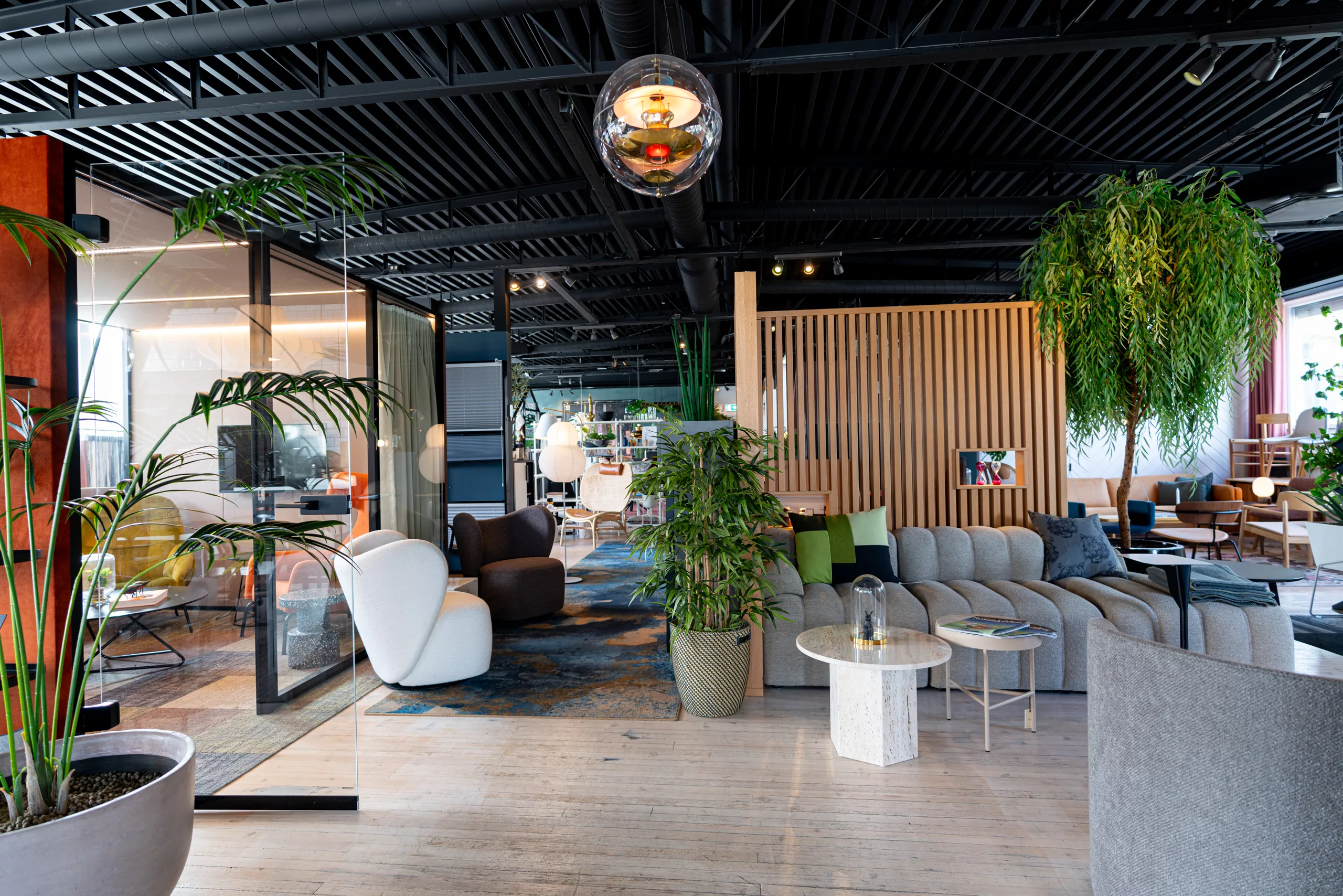 Kompaniet – Kontormøbler, belysning og solskjerming i Stavanger