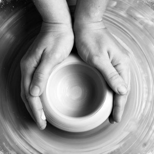 liv i leire - keramikkurs og verkstedplasser i inkluderende og sosiale miljø på Grünerløkka , Frogner, Tøyen, Jeløya og Bærums Verk.