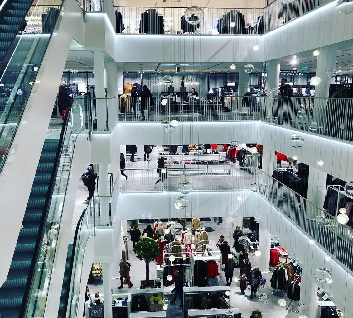 Skreddersydde metalldører, vinduer og smijernsprodukter- METALFORM™ NORWAY