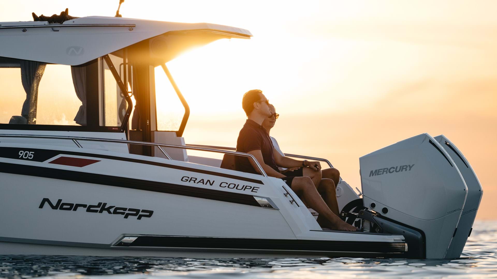 Vi er sommer - Nordkapp-boats.no