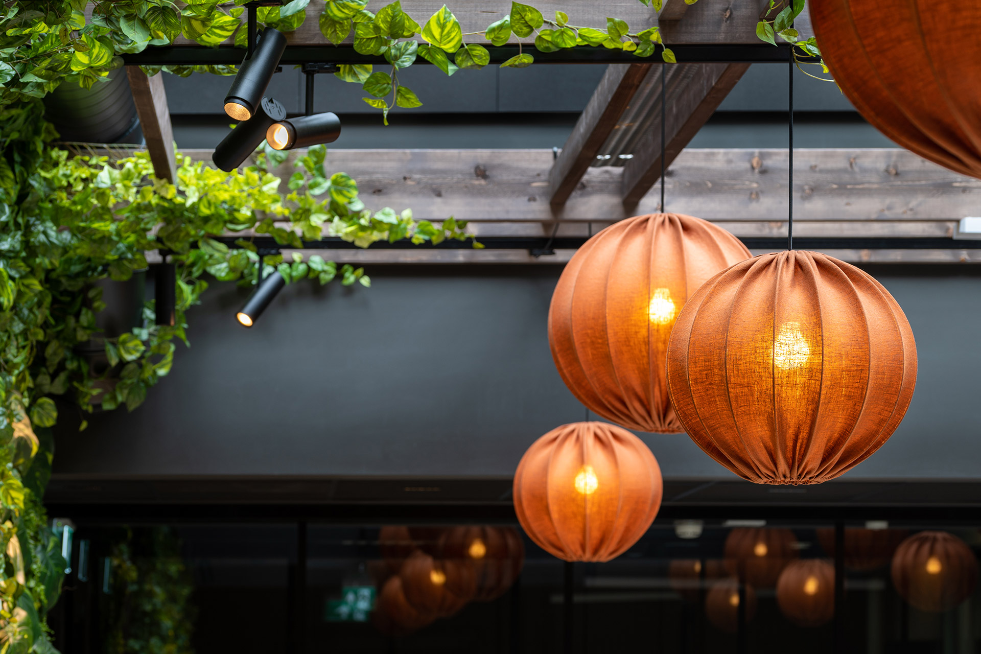 Norlux | Bærekraftige belysningsløsninger for næringsbygg