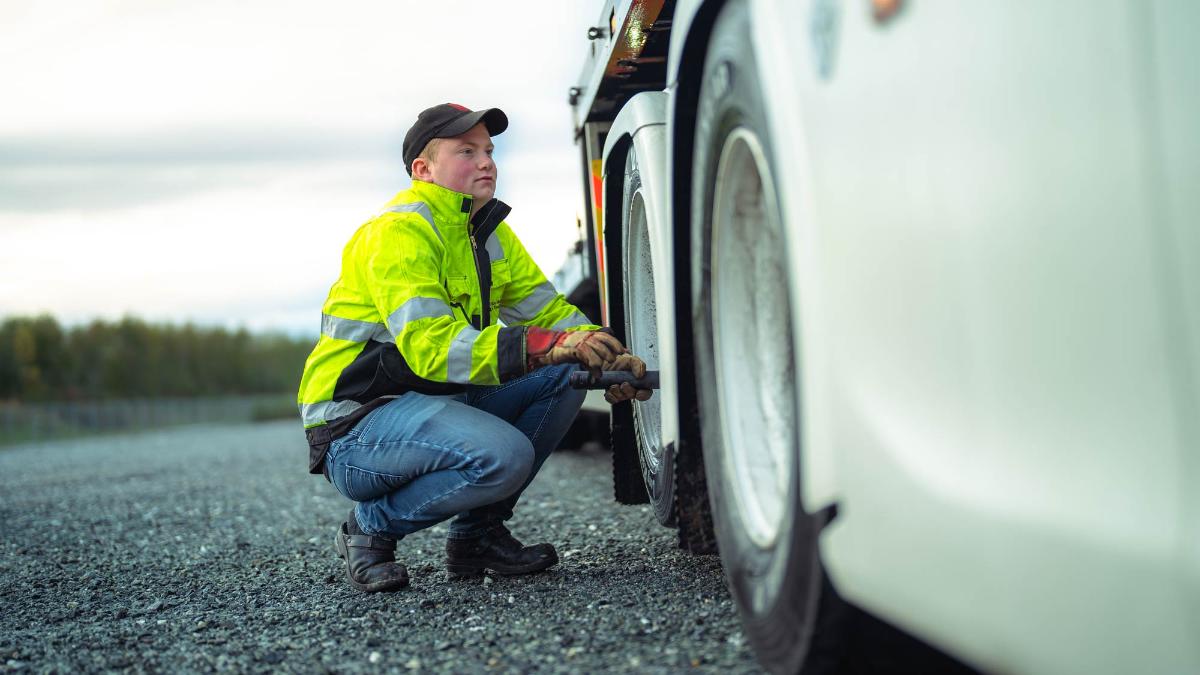 Forside - Opplæringskontoret for Transportfag SA Trøndelag