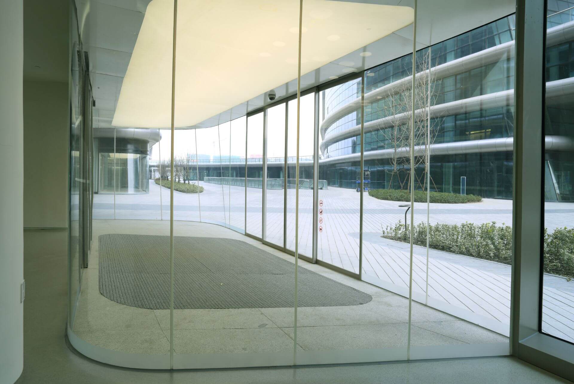 Curved glass | Profilglass Nor AS