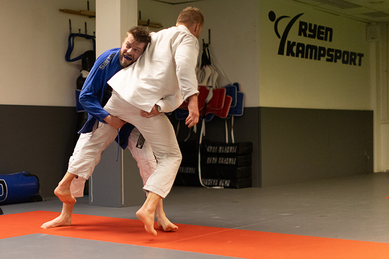 Lån utstyr under prøveuka - Ryen kampsport