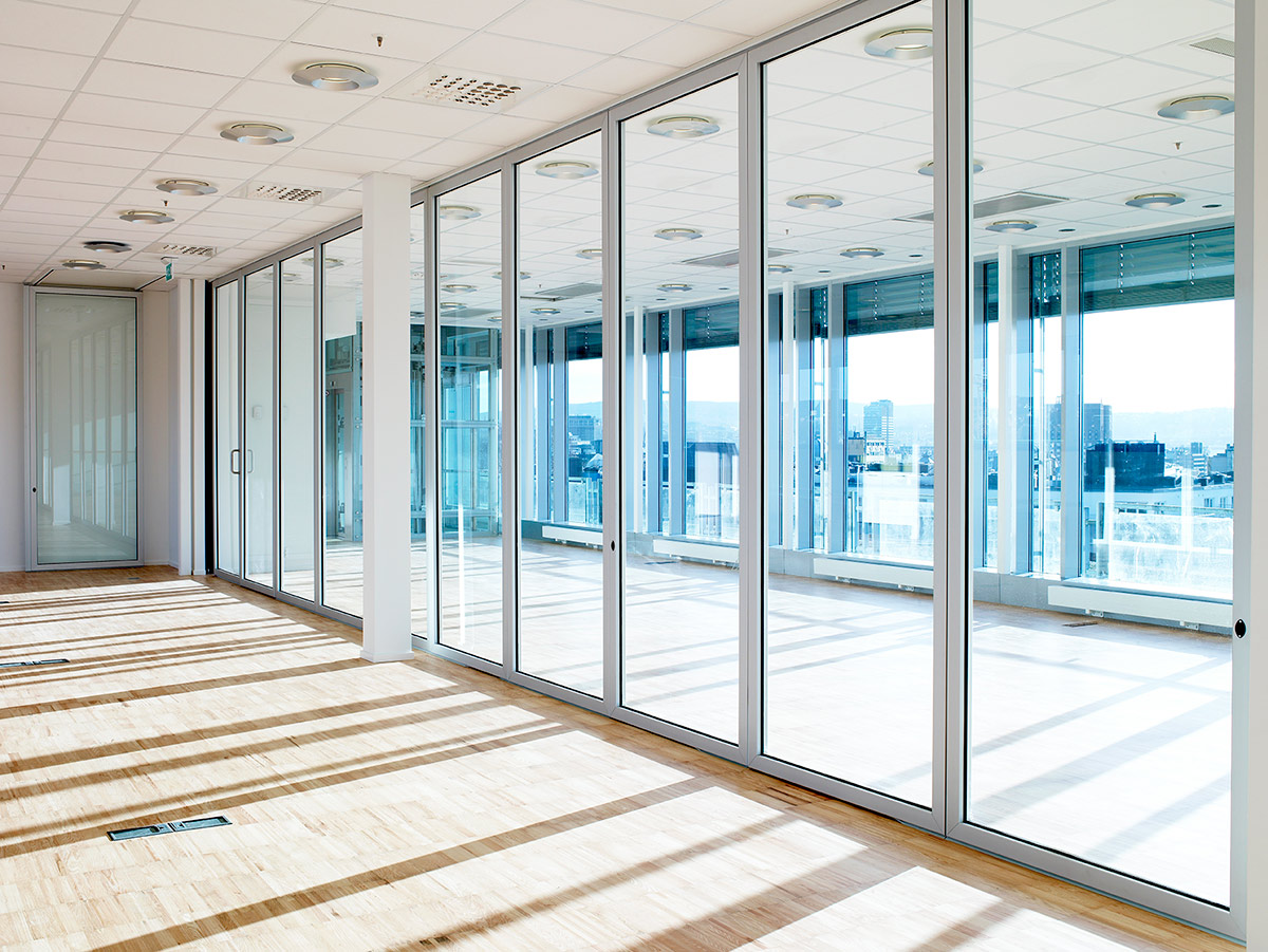 Foldedører og foldevegger | Saxi Industrier