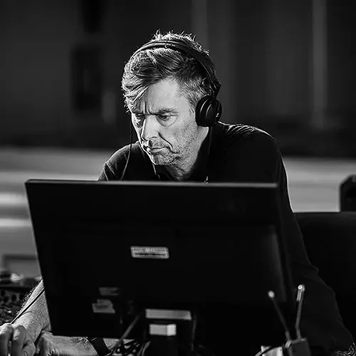 Showteknikk • Din Partner for Lyd, Lys, Scene & Backline