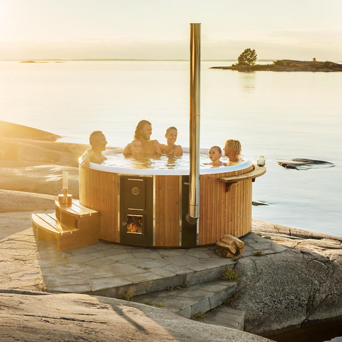 Oppdag en ekte vedfyrt badestamp.