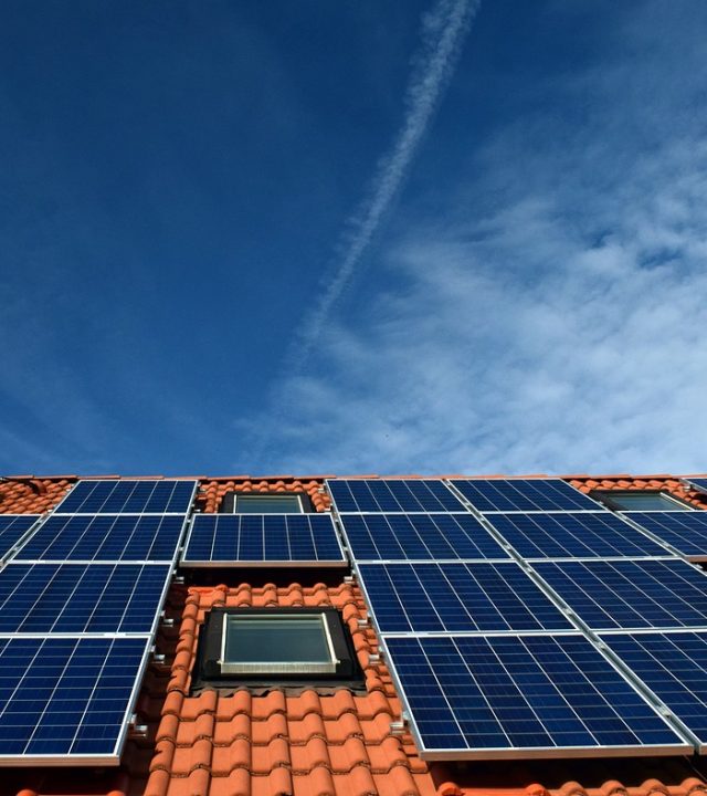 Solcelle Proffen - Solceller på Tak og Vegg