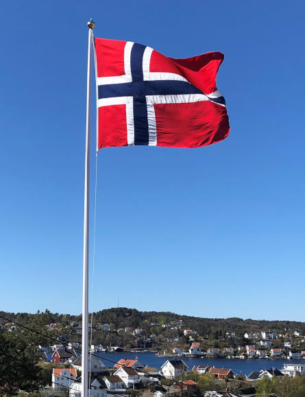 Flaggstenger og flagg til ytterst konkurransedyktige priser - Flaggstangsfabrikken