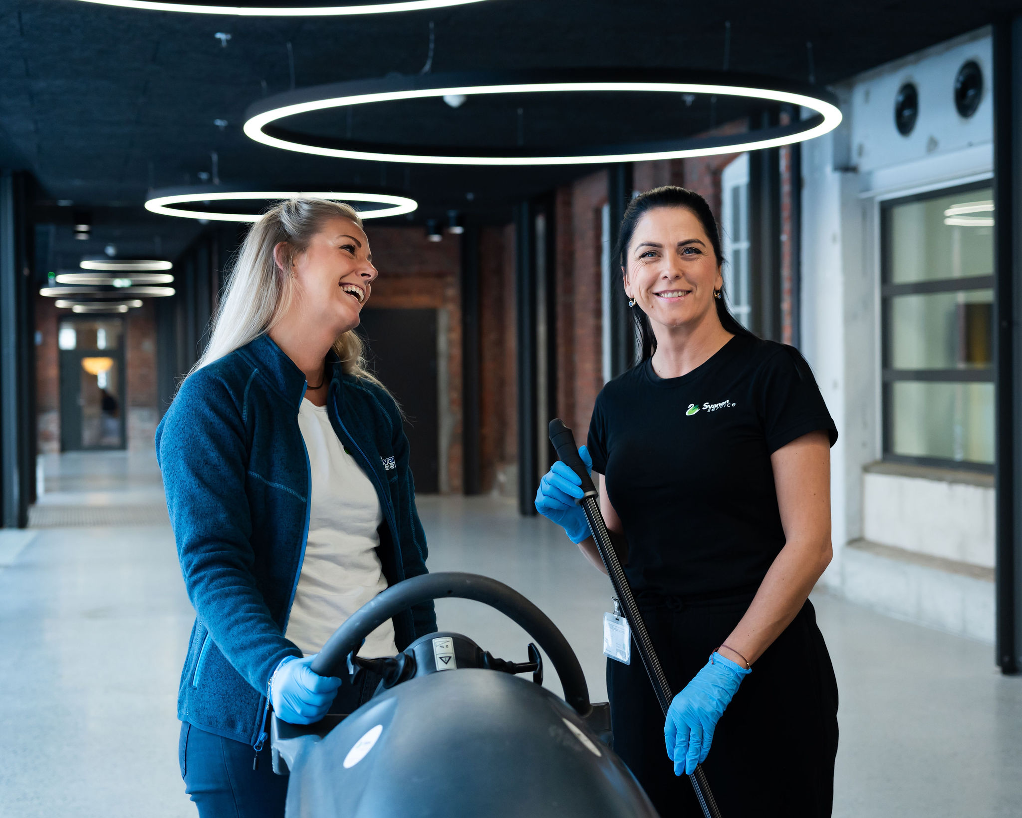 Din lokale renholdspartner - Svanen Service