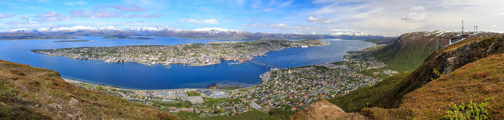 Tersus Renhold AS | Fasadevask, flyttevask, bilvask og husvask i Tromsø