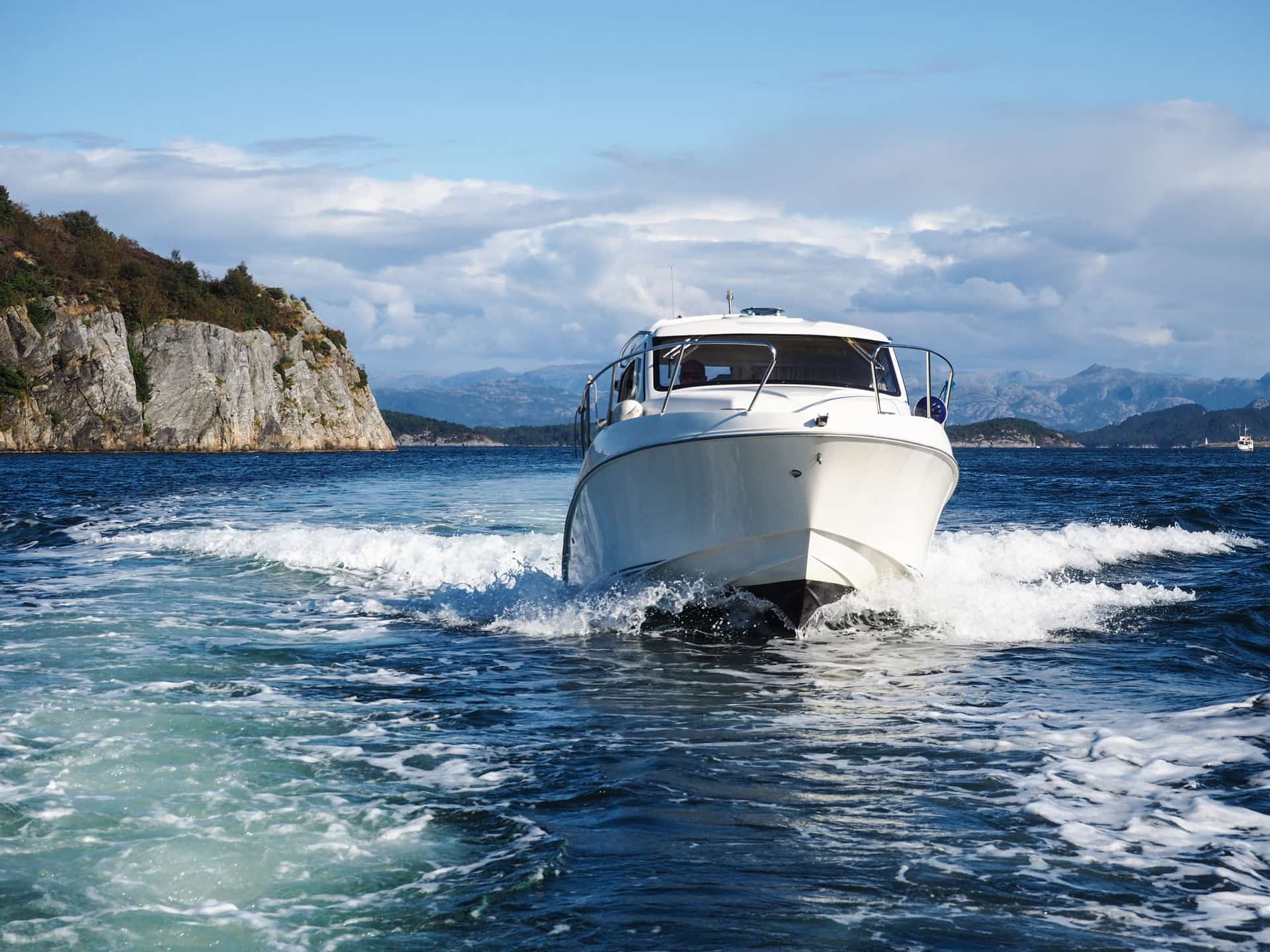 Båtverksted Os | Os Marineservice AS | Båtservice Hordaland