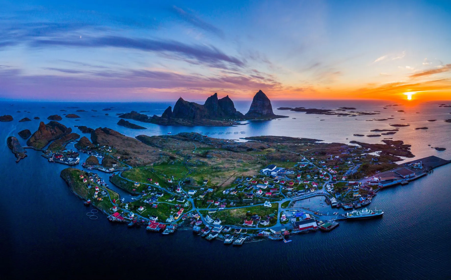 Vefsn Folkehøgskole Toppen - Opplev alt og litt til