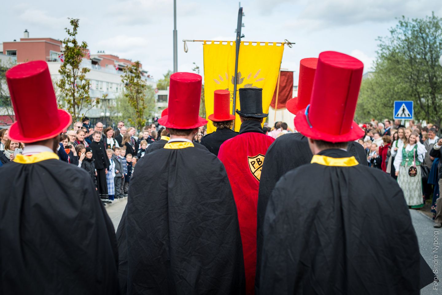 Phoerste - Den X-Clusive Stiftelse PB